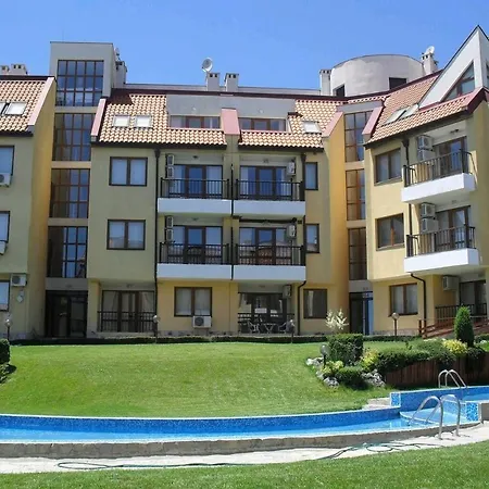 דירה Brand New Apartment With Pool Gym And Playground קמיצ'יה